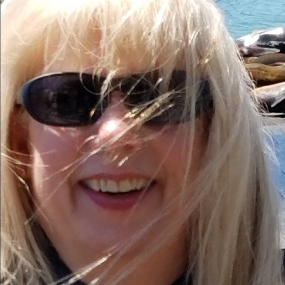 Meet your Posher, Laura - Picture 6 of 10